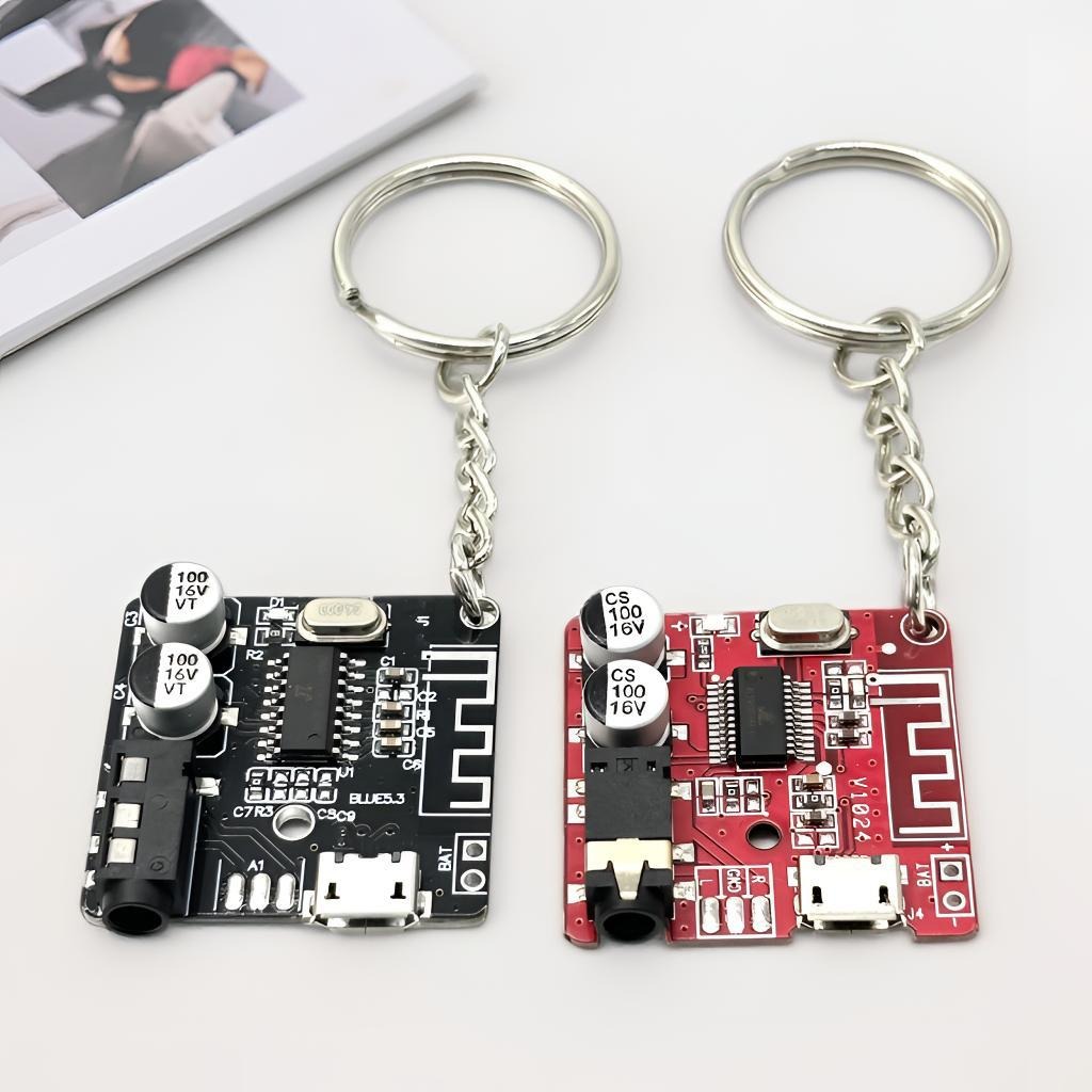 Tech Accessories Key - Cyberpunk-Stil Leiterplatten-Schlüsselanhänger Retro-Tech-Ästhetik PCB und Metall-Schlüsselkette