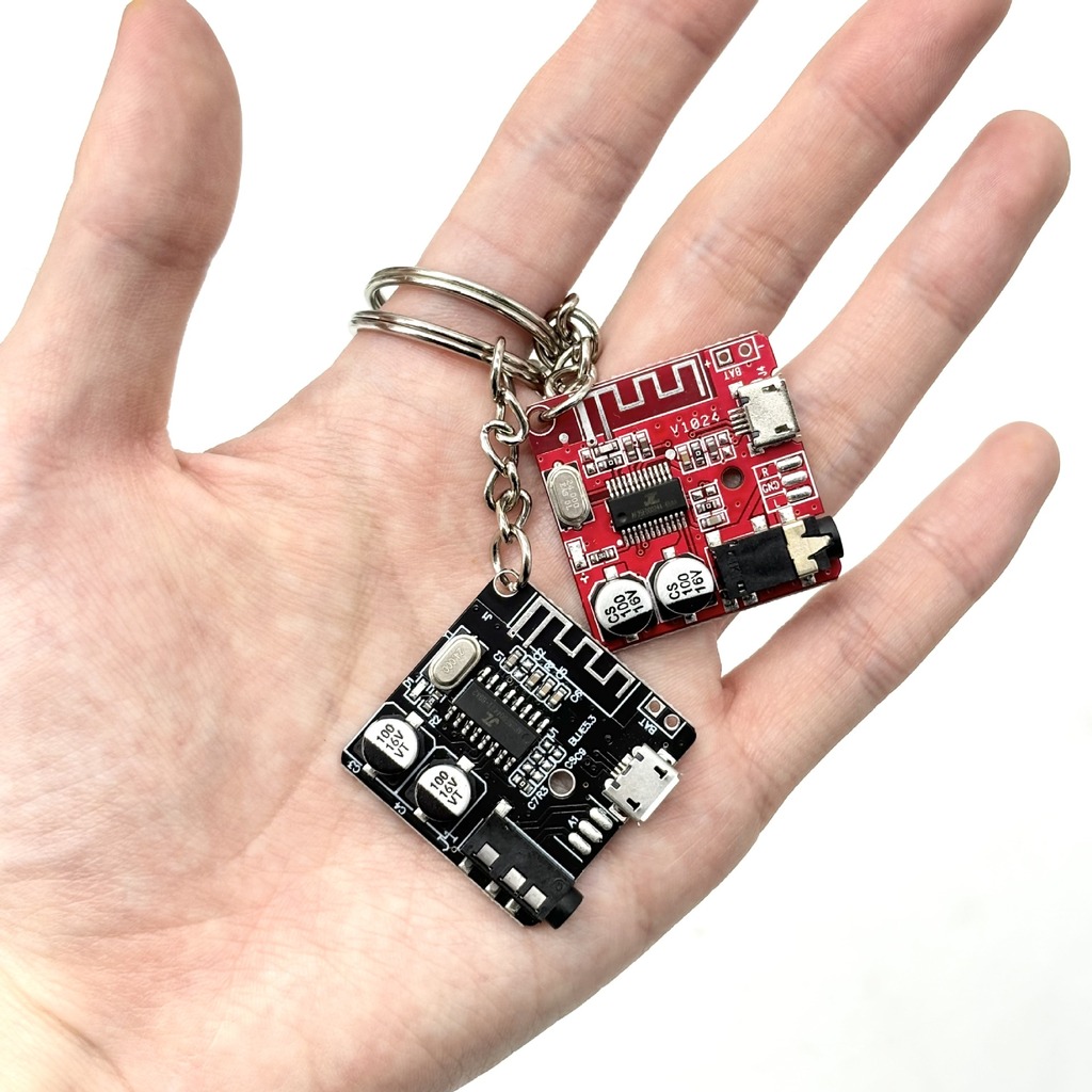 Metall-Taschenanhänger im Tech – Tech Accessories Key Bewertung und Preis