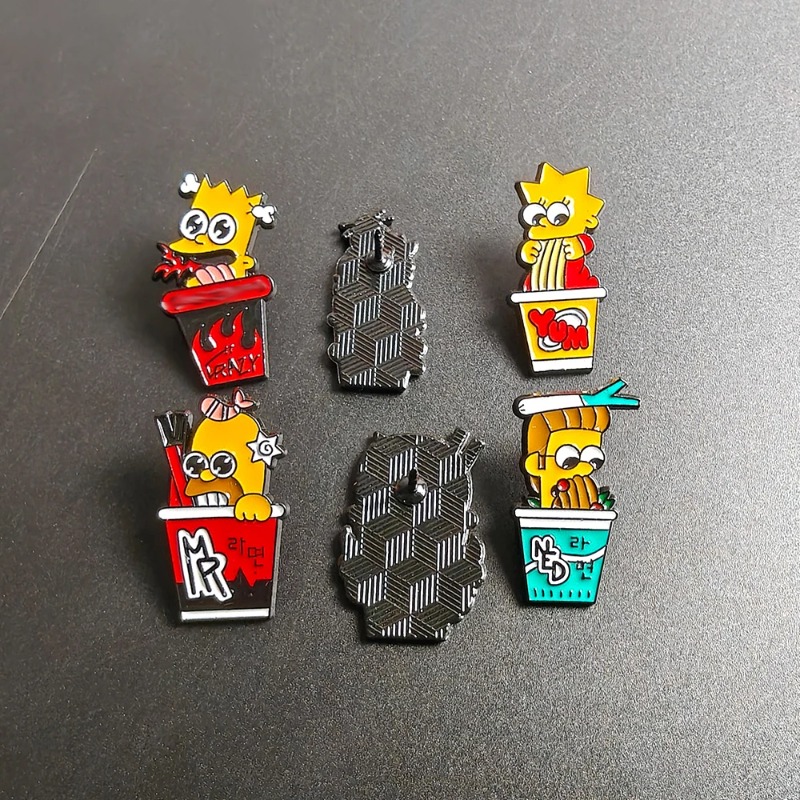 6-teiliges Set „The Simpsons“, – Vintage Tech Accessories Bewertung und Preis
